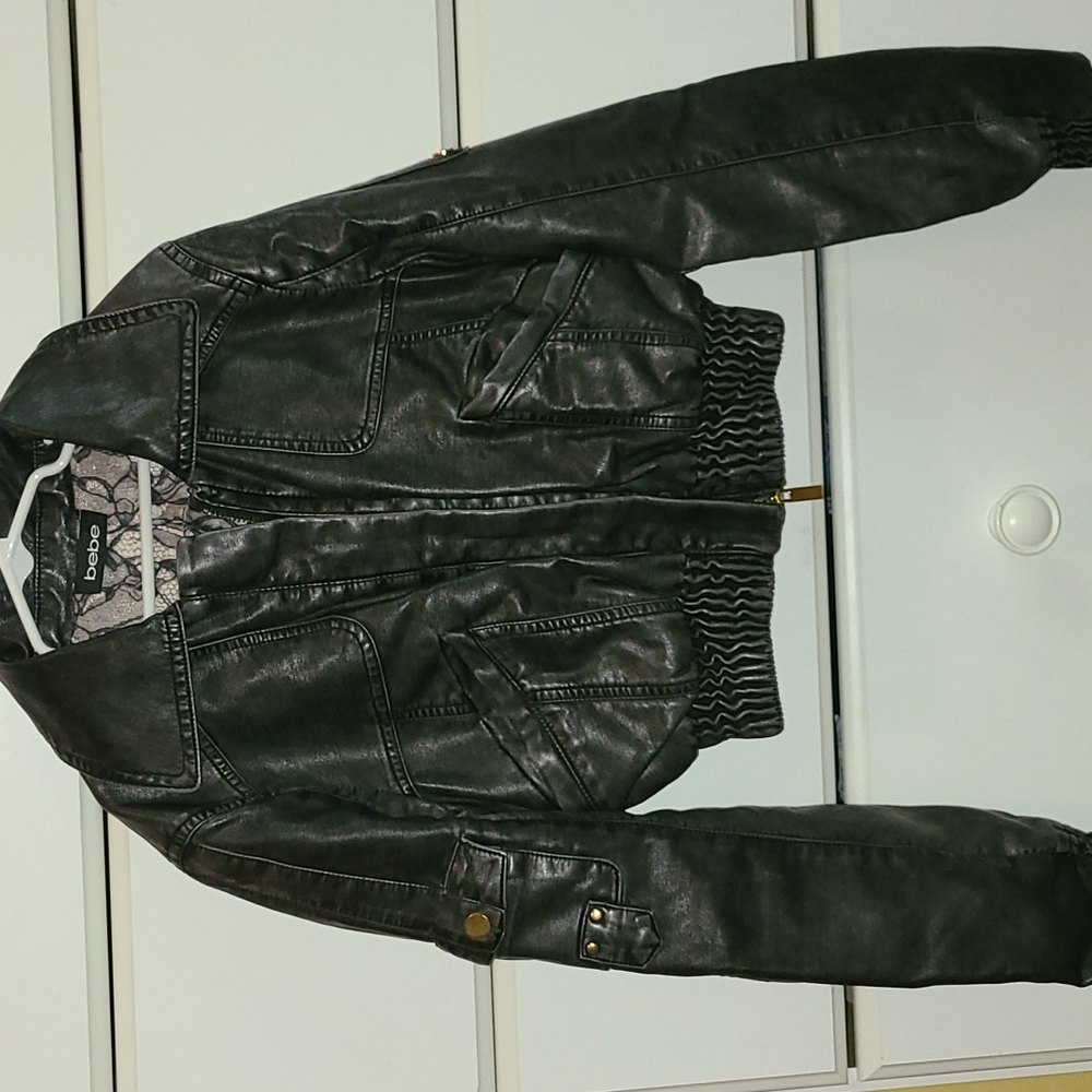Cropped faux leather jacket